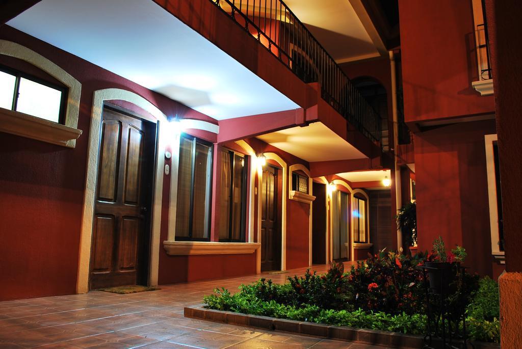 Apartotel Don Luis San Antonio De Belen Chambre photo